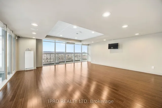 Additional image 17 of 551 Maple Ave Unit 814