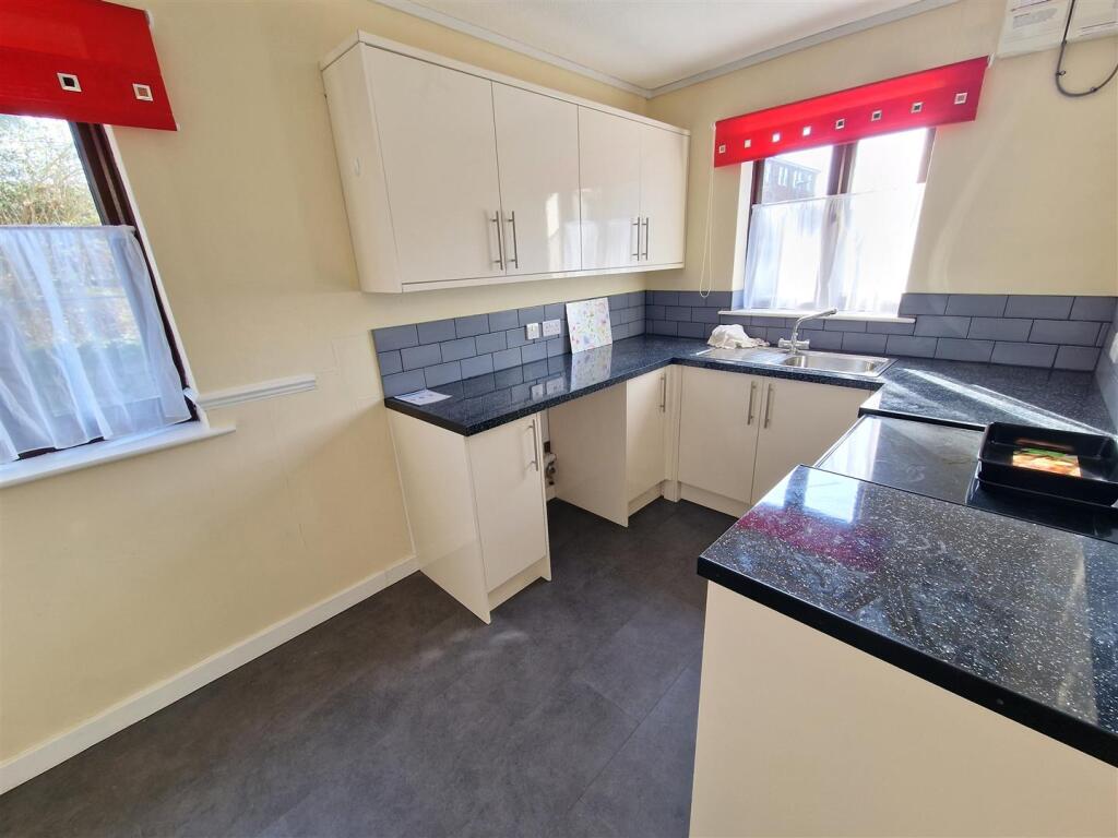 Primary image of Cavalier Way, Wincanton