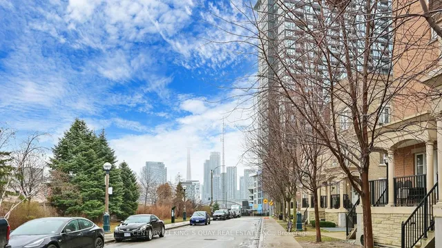 Additional image 39 of 38 Western Battery Rd Unit 612