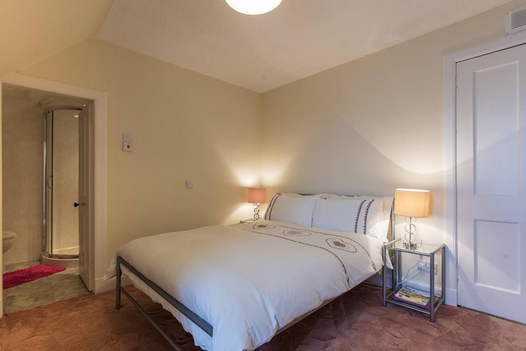 Additional image 25 of DT and EM  Flowers The Shoppe 77 High Street, New Aberdour, Fraserburgh, AB43 6LD