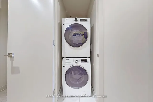 Additional image 21 of 195 McCaul St Unit 913