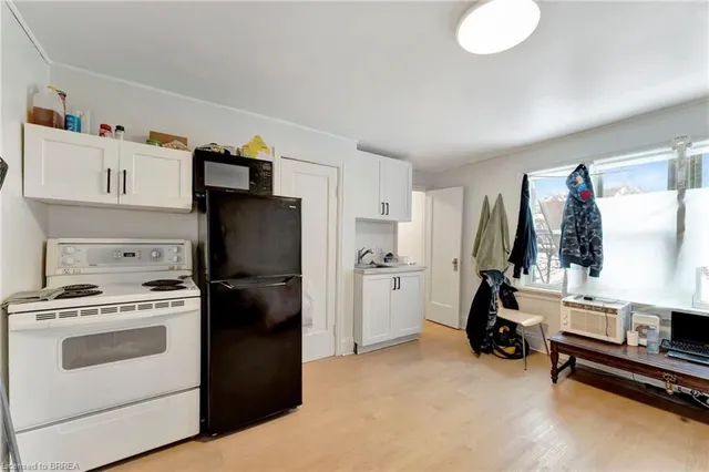 Additional image 38 of 14-20 Brubacher St