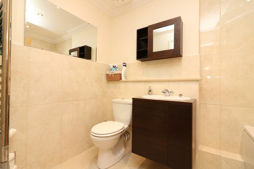 Additional image 6 of Wendover Lodge, Welwyn, Herts, AL6