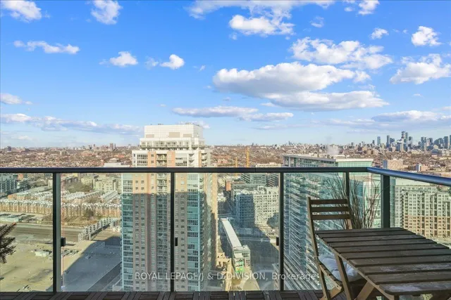 Additional image 17 of 150 East Liberty St Unit 2816