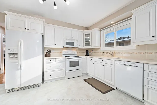 Additional image 6 of 653 Thornwood Ave