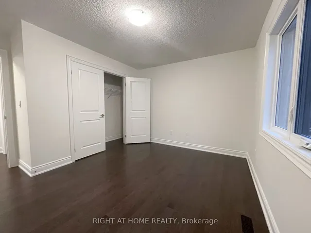 Additional image 12 of 38 Gladmary Dr