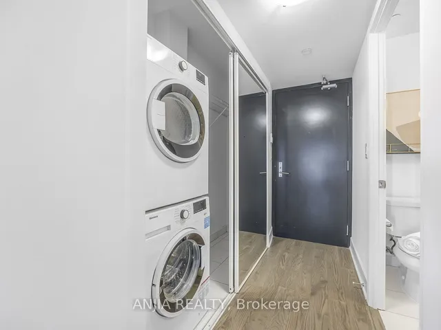 Additional image 2 of 955 Bay St Unit 3003