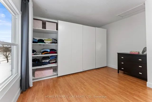 Additional image 23 of 73 Timberlane Cres