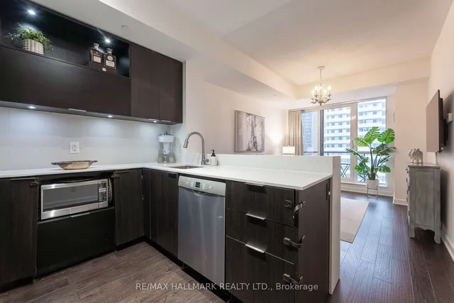 Additional image 7 of 170 Sumach St Unit 2101