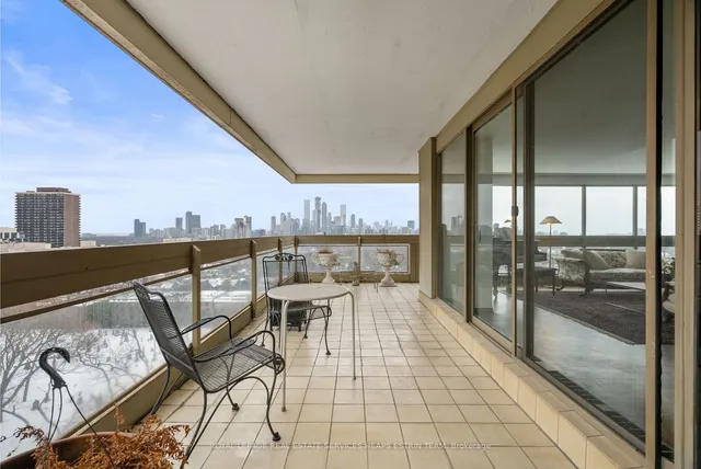 Additional image 31 of 61 St. Clair Ave Unit 1208