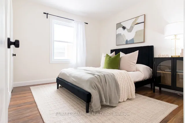 Additional image 18 of 374 East 16th St