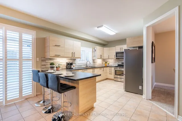 Additional image 13 of 81 Segwun Rd