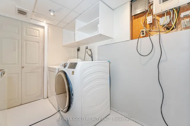 Additional image 32 of 11 Horatio Crt