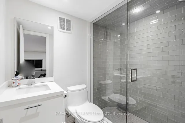 Additional image 36 of 144 Armour Blvd