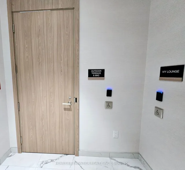 Additional image 26 of 65 Mutual St Unit 3004