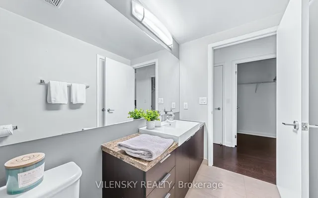 Additional image 10 of 478 King St Unit 909