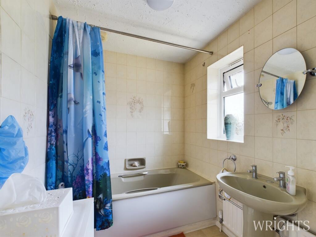 Additional image 6 of Chelwood Avenue, Birchwood, AL10