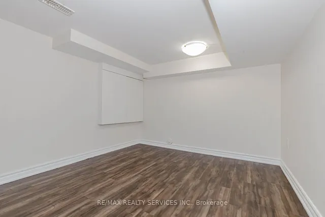 Additional image 32 of 12 Benmore Cres