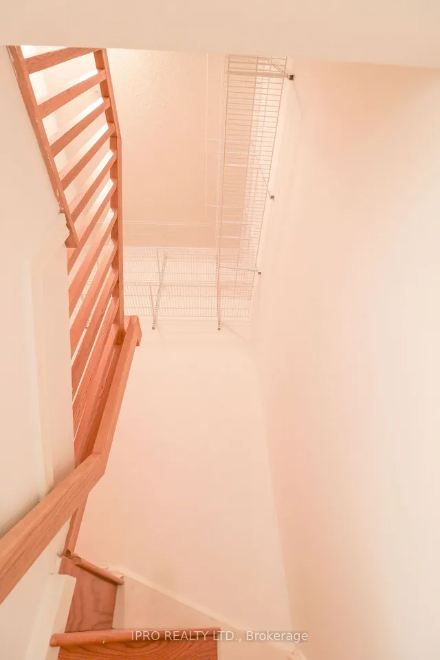 Additional image 26 of 3 Shank St Unit 304