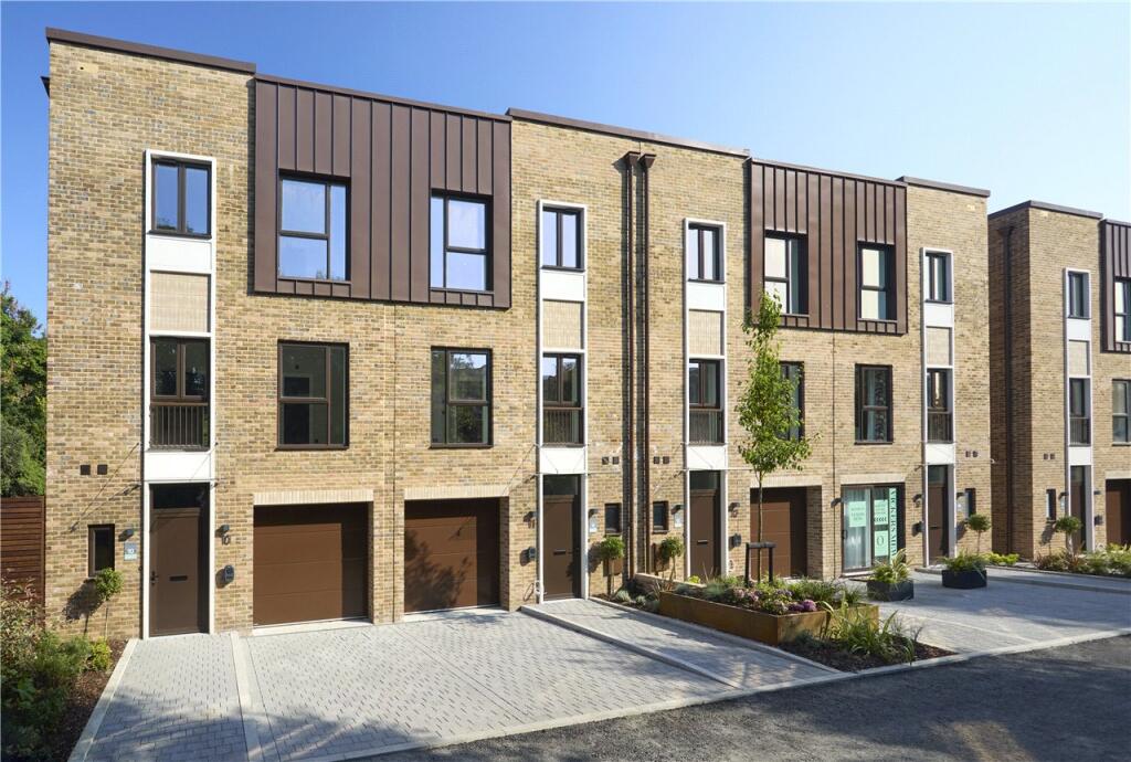 Vickers Mews, St. Albans, Hertfordshire, AL1