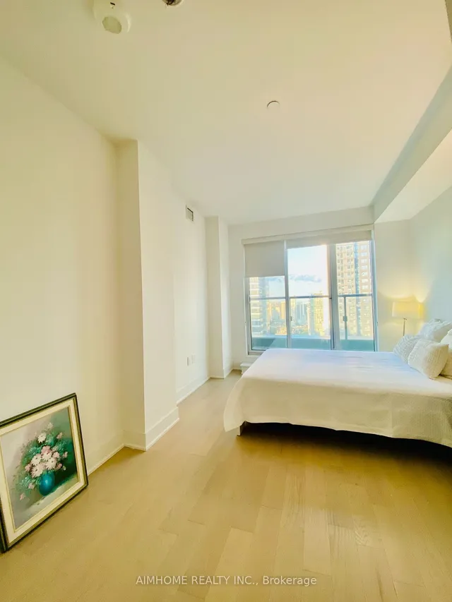 Additional image 23 of 955 Bay St Unit 3208