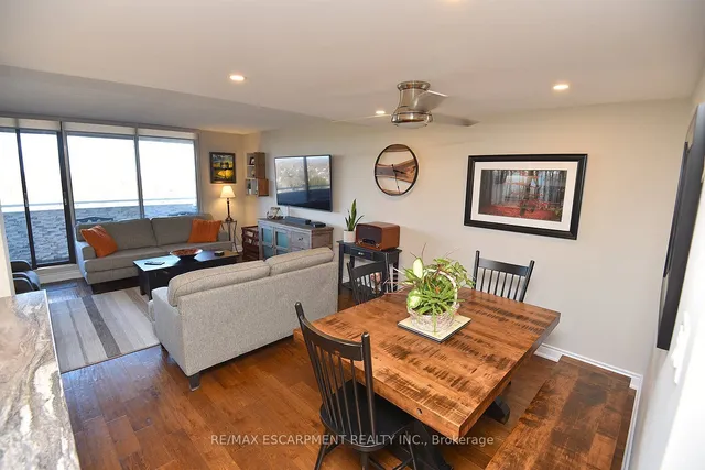 Additional image 10 of 2055 Upper Middle Rd Unit 1502