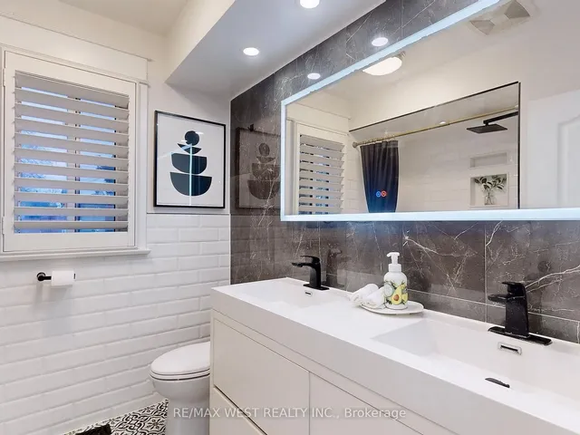 Additional image 16 of 120 Hadrian Dr