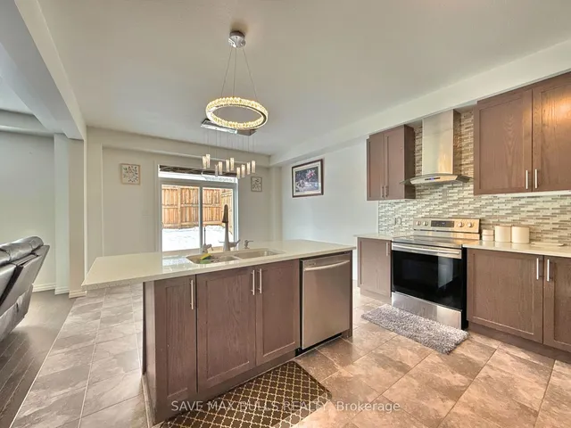 Additional image 9 of 82 Castlebay St