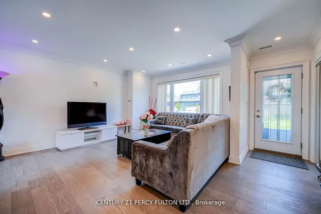 Additional image 4 of 12 Rollins Pl