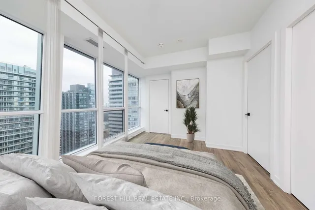 Additional image 8 of 327 King St Unit 4006