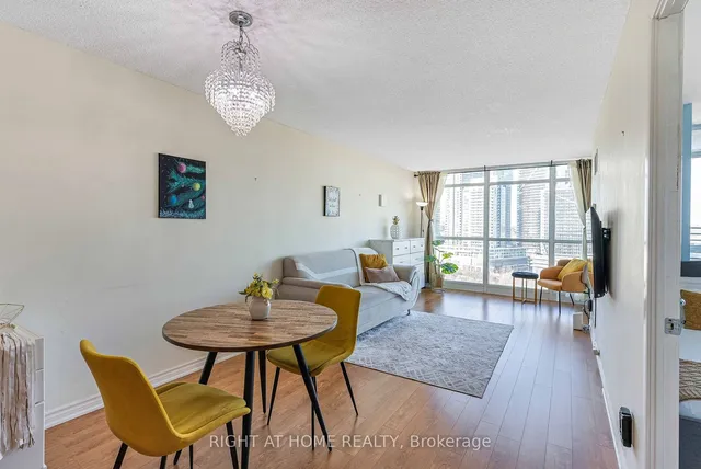 Additional image 14 of 231 Fort York Blvd Unit 1807