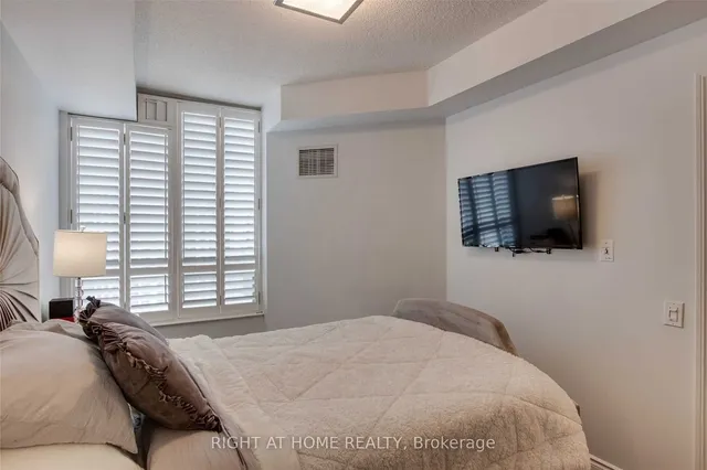 Additional image 19 of 80 Harrison Garden Blvd Unit 1428