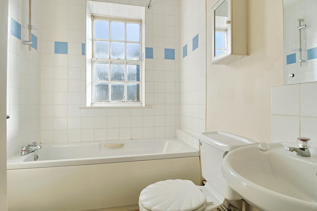 Additional image 5 of 13 The Halve, Trowbridge, Wiltshire, BA14 8SD