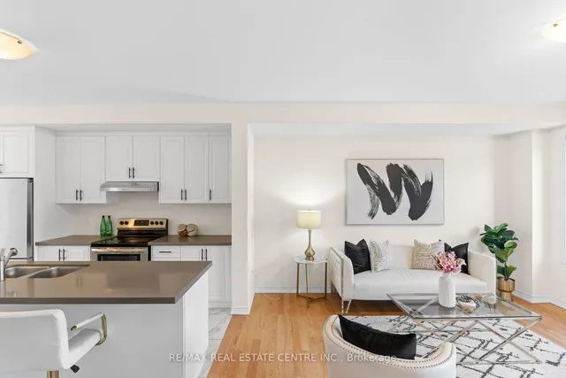 Additional image 21 of 16 Arcola St