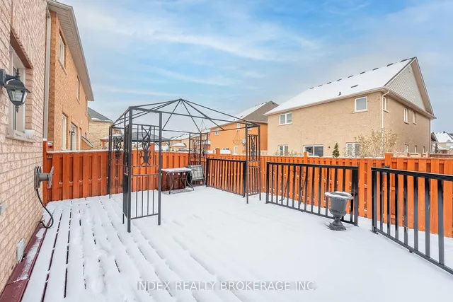 Additional image 40 of 33 Timberwolf Rd