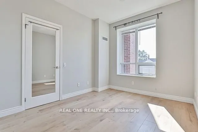 Additional image 8 of 61 HEINTZMAN St Unit 312