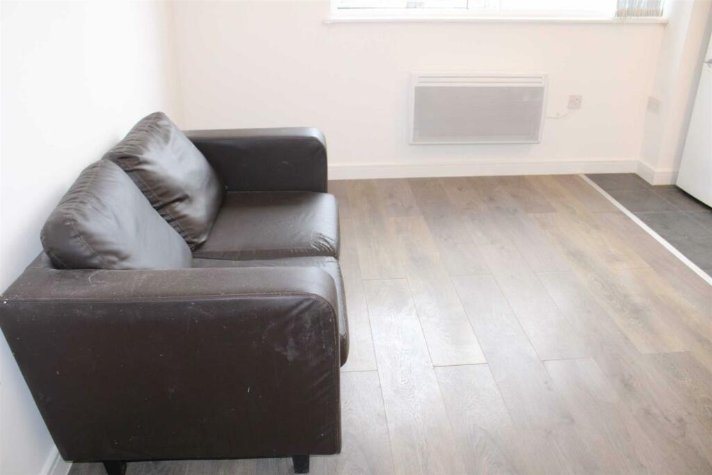 Additional image 6 of Lombard Street West, West Bromwich