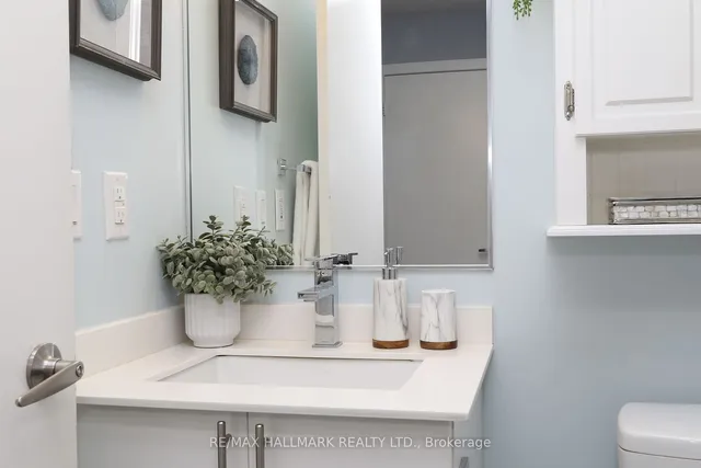 Additional image 18 of 225 Sackville St Unit 1312