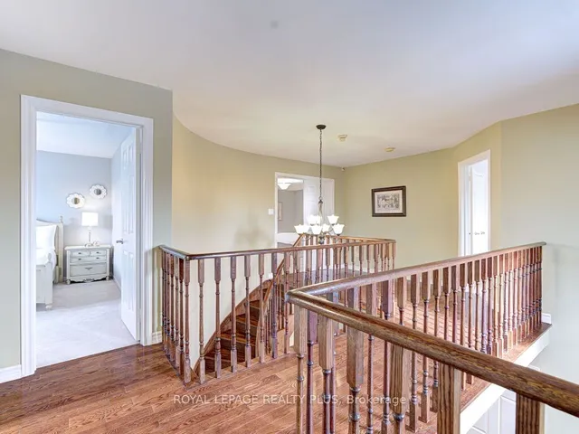 Additional image 28 of 599 Chagall Crt