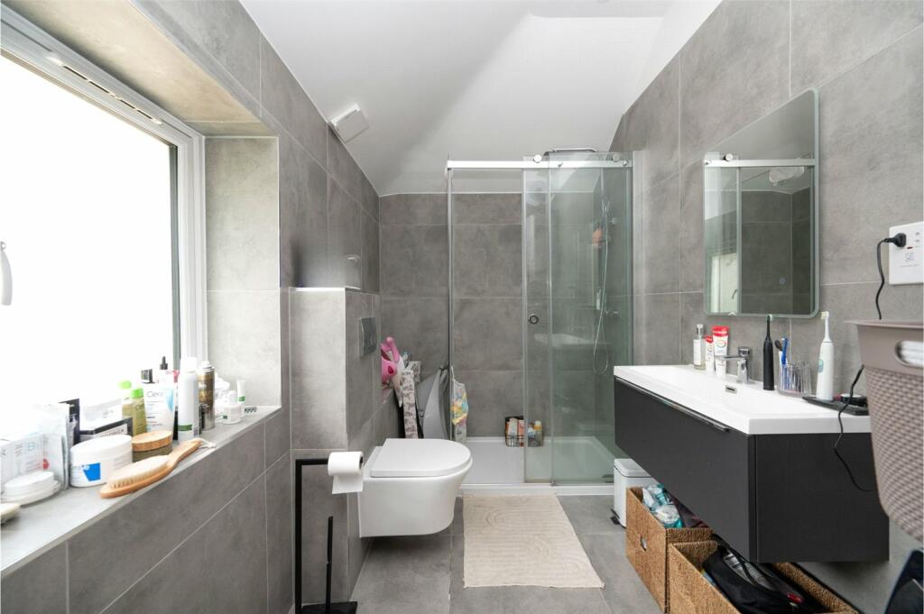 Additional image 4 of Frogmore, St. Albans, Hertfordshire