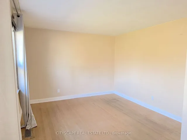 Additional image 17 of 2231 Sidney Dr