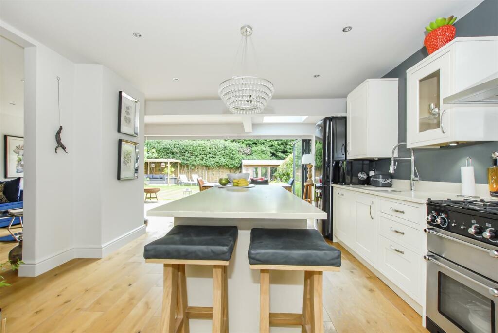 Additional image 6 of Mount Pleasant Lane, Bricket Wood, St. Albans