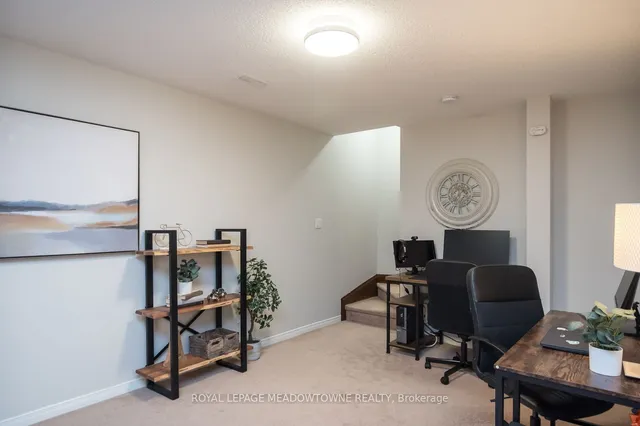 Additional image 36 of 394 Bessborough Dr