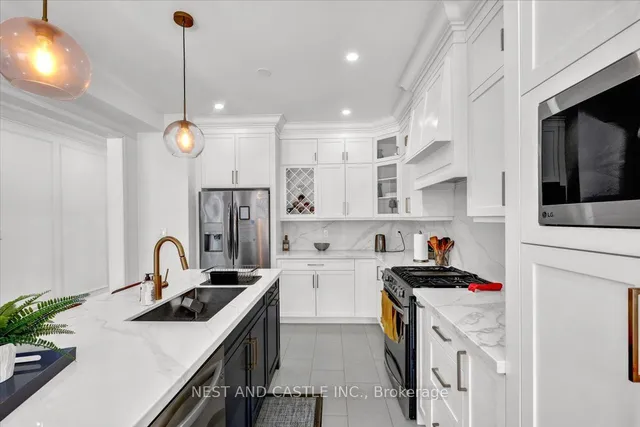 Additional image 9 of 51 July Ave