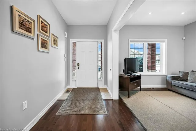 Additional image 5 of 31 Showcase Dr