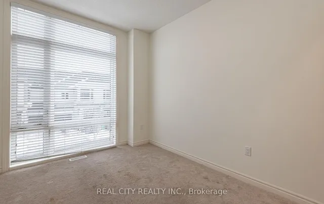 Additional image 26 of 10 Donald Ficht Cres