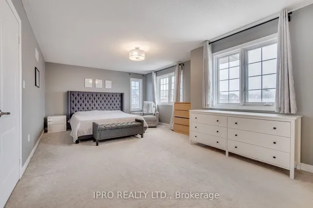 Additional image 25 of 1038 Laurier Ave