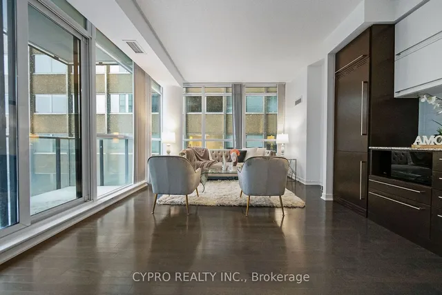 Additional image 4 of 770 BAY St Unit 601