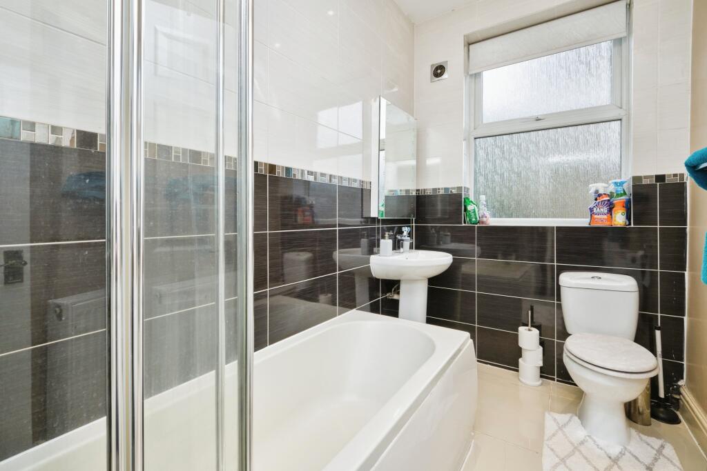 Additional image 12 of Church Vale, Birmingham, B20