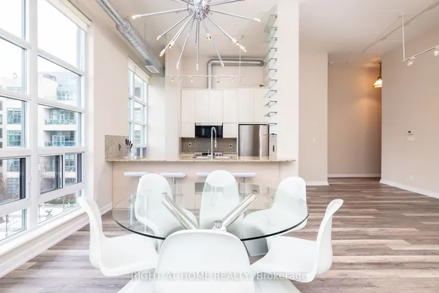 Additional image 6 of 380 Macpherson Ave Unit 306